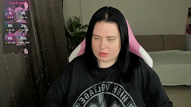 Akemi BBW online show from December 4, 5:39 am