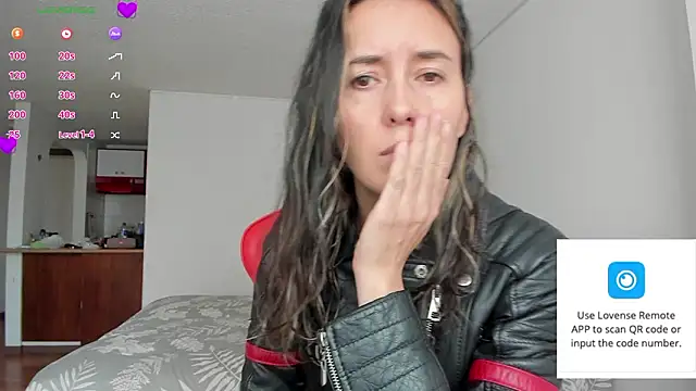 Snapshot of zoe_jeane_beker chatting on March 10, 7:41 pm zoe jeane beker online show from March 10, 7:41 pm