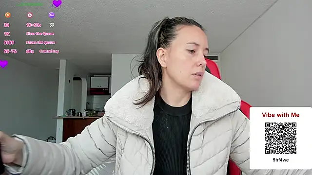 Snapshot of zoe_jeane_beker chatting on March 14, 9:09 pm zoe jeane beker online show from March 14, 9:09 pm