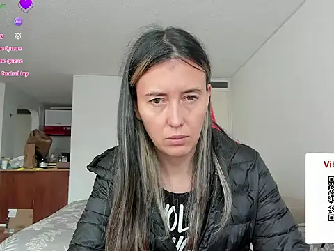 Snapshot of zoe_jeane_beker chatting on June 5, 8:47 pm zoe jeane beker online show from June 5, 8:47 pm