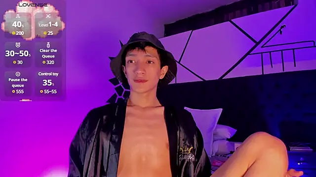 DereckCooperr online show from January 28, 3:25 am