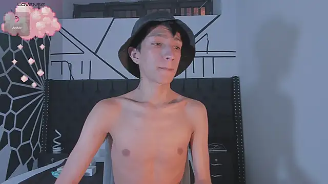 DereckCooperr online show from February 10, 11:55 pm