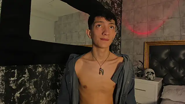 DereckCooperr online show from March 7, 12:15 am