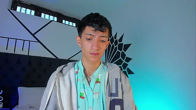 DereckCooperr online show from March 20, 9:56 pm