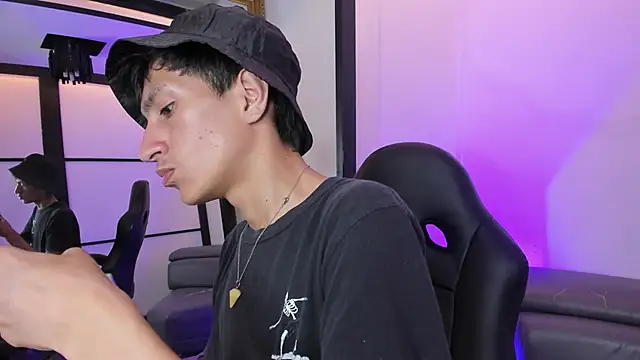 DereckCooperr online show from September 26, 9:08 pm