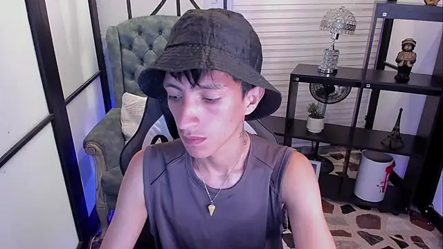 DereckCooperr online show from September 27, 8:58 pm