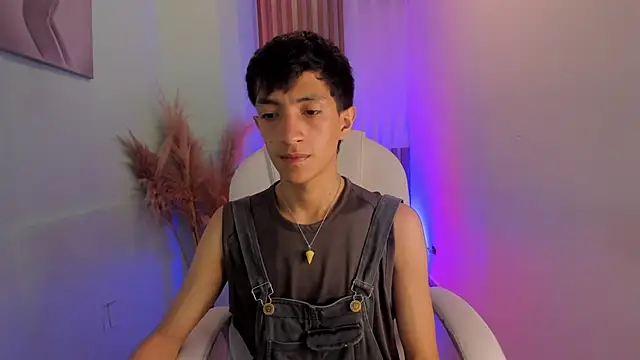 DereckCooperr online show from October 22, 9:36 pm