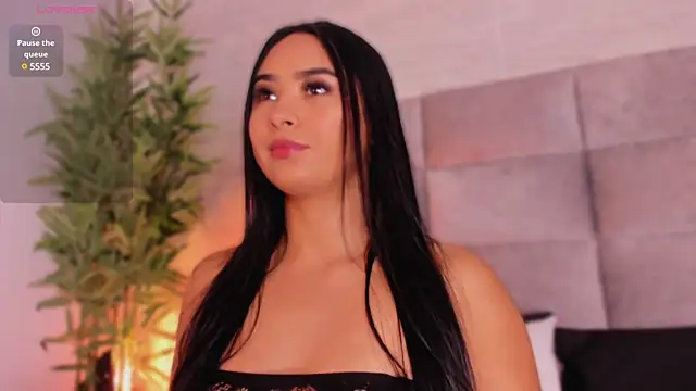 mia crawford online show from March 15, 11:51 am