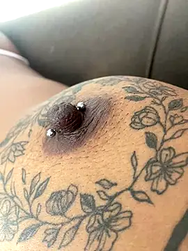 MariaLorenaah online show from September 24, 4:32 pm