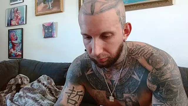 bobbybacala91 online show from March 18, 8:59 pm