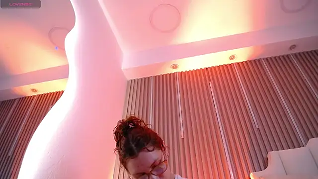 Snapshot of Katy_Van chatting on May 23, 8:57 pm Katy Van online show from May 23, 8:57 pm