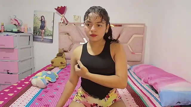 Winnifer Gonzal online show from April 18, 4:27 am