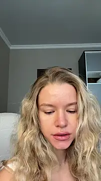 JessIsLove online show from March 9, 5:00 am