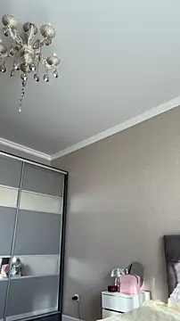 JessIsLove online show from April 14, 5:02 am