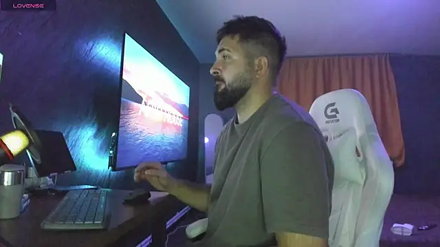 Eduu2322 online show from October 21, 9:15 pm