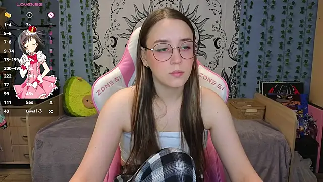 Snapshot of Sweet_frosti chatting on January 16, 3:23 am Sweet frosti online show from January 16, 3:23 am