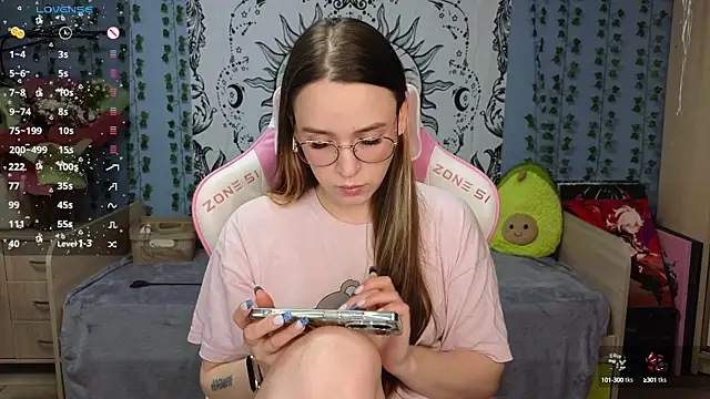 Snapshot of Sweet_frosti chatting on January 28, 3:25 am Sweet frosti online show from January 28, 3:25 am