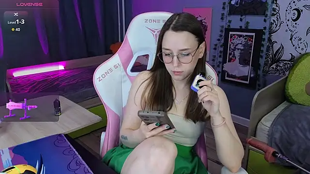 Sweet frosti online show from January 13, 3:23 am