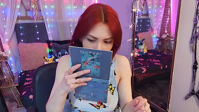 laura olssen online show from February 28, 4:10 pm