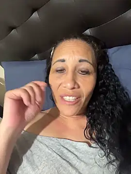 Neecy Carter online show from April 20, 7:15 pm