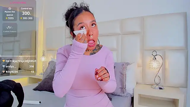 AliceBanks online show from February 26, 11:52 am