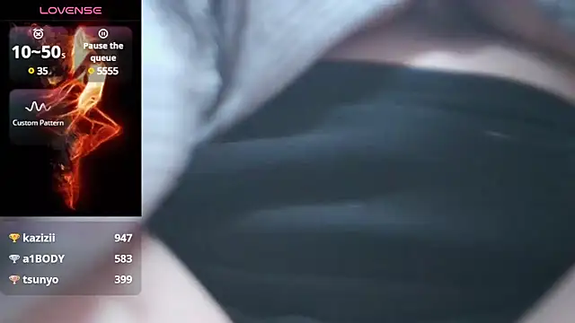 yuinyan3150 online show from February 14, 8:05 pm