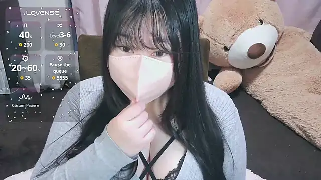 yuinyan3150 online show from April 15, 12:34 pm