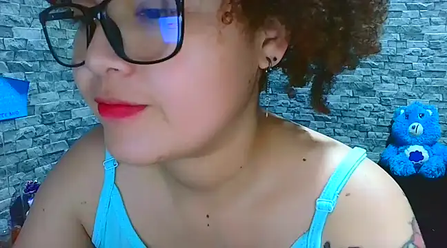 Snapshot of vanellope12 chatting on December 18, 5:42 pm vanellope12 online show from December 18, 5:42 pm