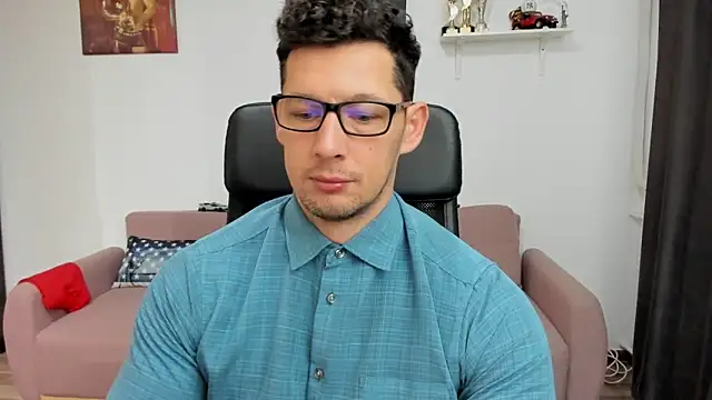 BrutusK08 online show from February 16, 7:37 am