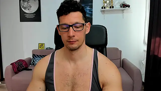 BrutusK08 online show from March 13, 7:37 am