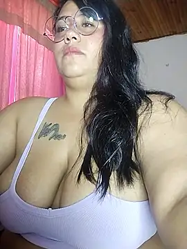 KATYGONZALEZ online show from April 22, 10:11 pm