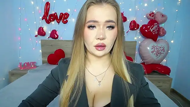 Snapshot of StacyYellig chatting on February 17, 9:03 am StacyYellig online show from February 17, 9:03 am