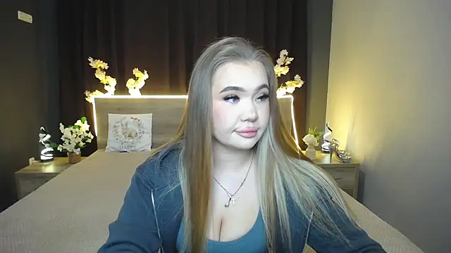 Snapshot of StacyYellig chatting on April 21, 8:34 pm StacyYellig online show from April 21, 8:34 pm