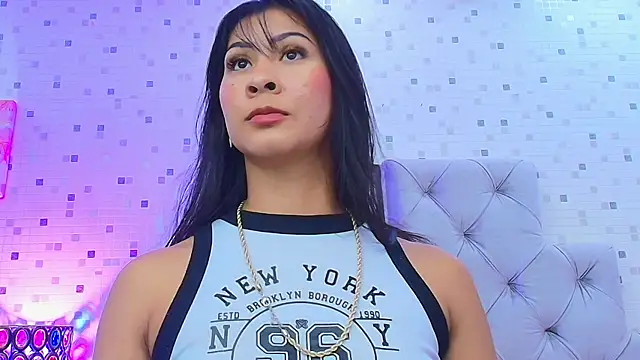 JulietaReyess online show from November 30, 11:47 am