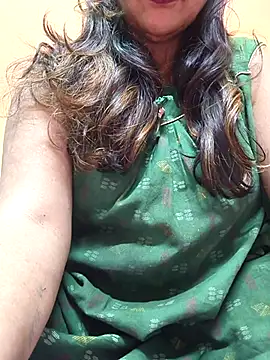 CUTE SOPHIA- online show from March 9, 5:33 am