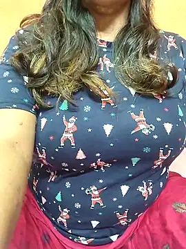 CUTE SOPHIA- online show from March 19, 8:00 pm