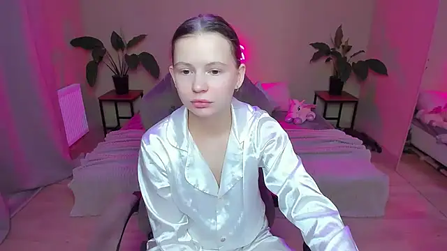 HelloRoxy online show from December 22, 6:26 pm