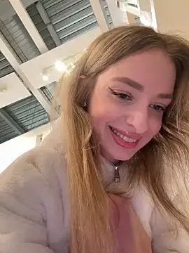 EvieEvans online show from February 18, 4:05 pm