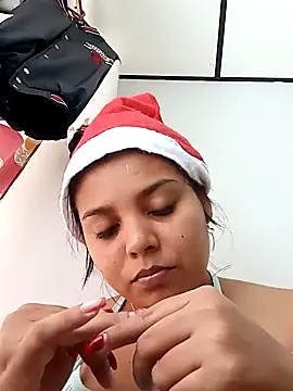 Snapshot of stefanie010 chatting on December 1, 4:29 pm stefanie010 online show from December 1, 4:29 pm