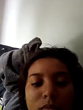 stefanie010 online show from April 5, 2:58 pm