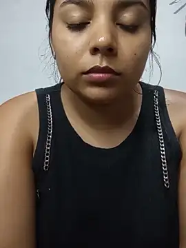 Snapshot of stefanie010 chatting on May 31, 6:42 pm stefanie010 online show from May 31, 6:42 pm