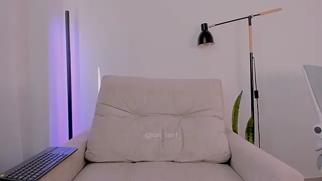 kim lian21 online show from February 11, 3:17 pm