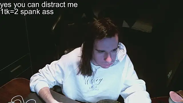 izilizi 23 online show from December 8, 6:11 am