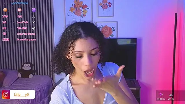 LillyDolls23 online show from February 20, 1:40 pm