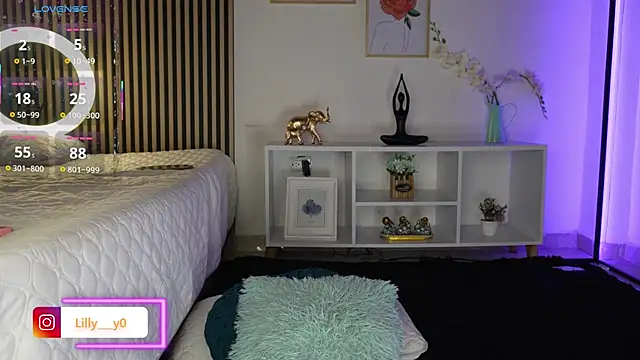 LillyDolls23 online show from September 12, 12:49 pm