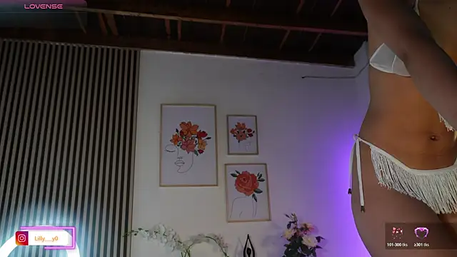 LillyDolls23 online show from March 28, 1:11 pm