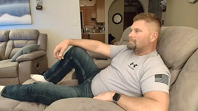 Snapshot of originalhempfarmer chatting on April 28, 2:27 am originalhempfarmer online show from April 28, 2:27 am