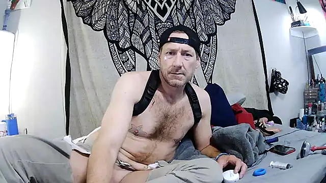 Snapshot of Obi-Spun-Kenobi chatting on January 11, 6:33 pm Obi-Spun-Kenobi online show from January 11, 6:33 pm