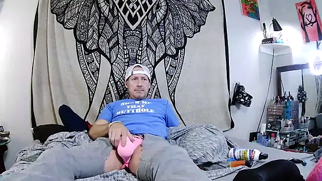 Snapshot of Obi-Spun-Kenobi chatting on January 13, 11:17 pm Obi-Spun-Kenobi online show from January 13, 11:17 pm