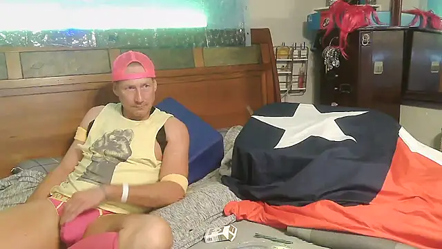 Snapshot of Obi-Spun-Kenobi chatting on February 28, 3:51 am Obi-Spun-Kenobi online show from February 28, 3:51 am